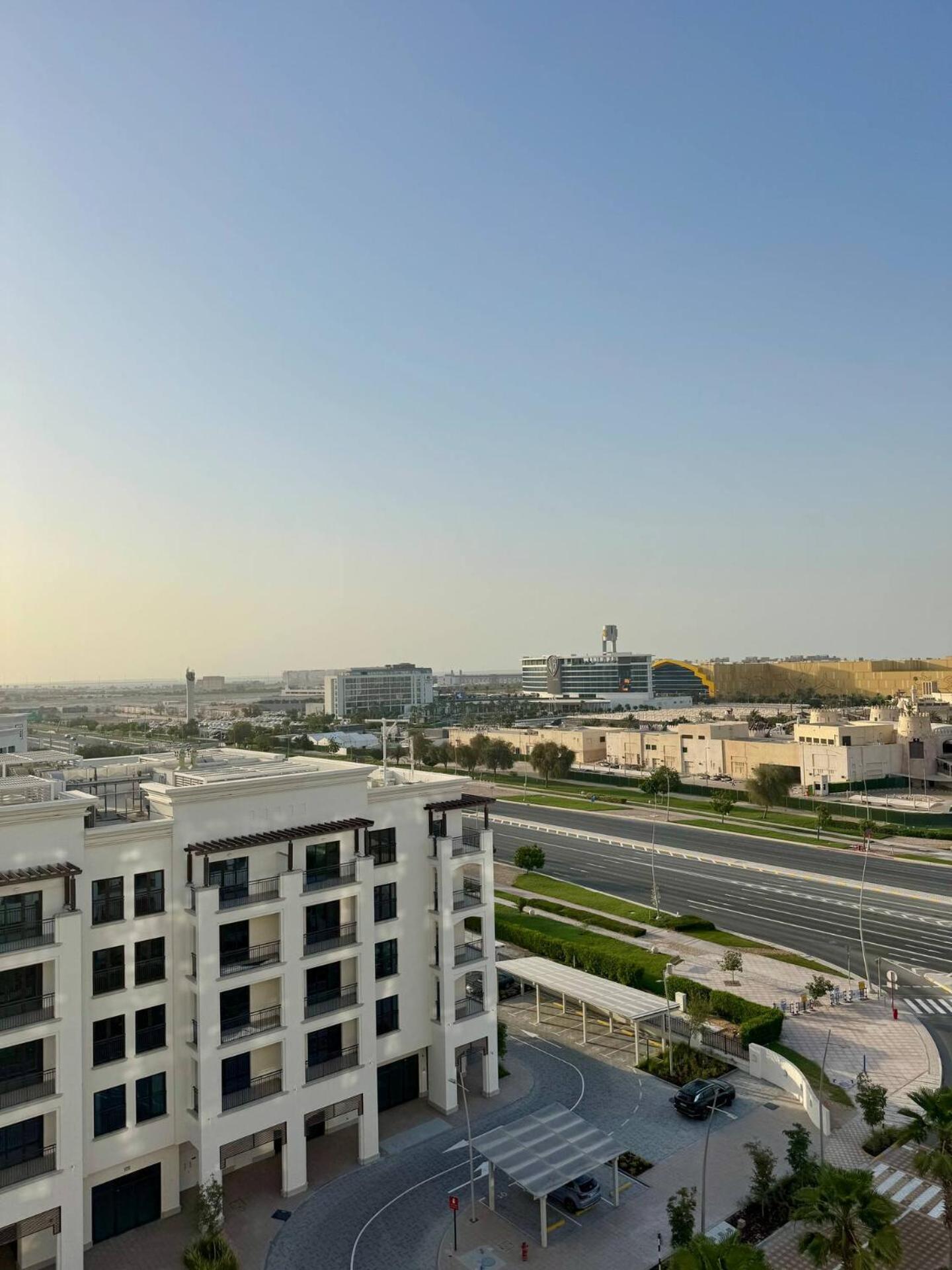 Yas Island Golf Escape Apartment *
