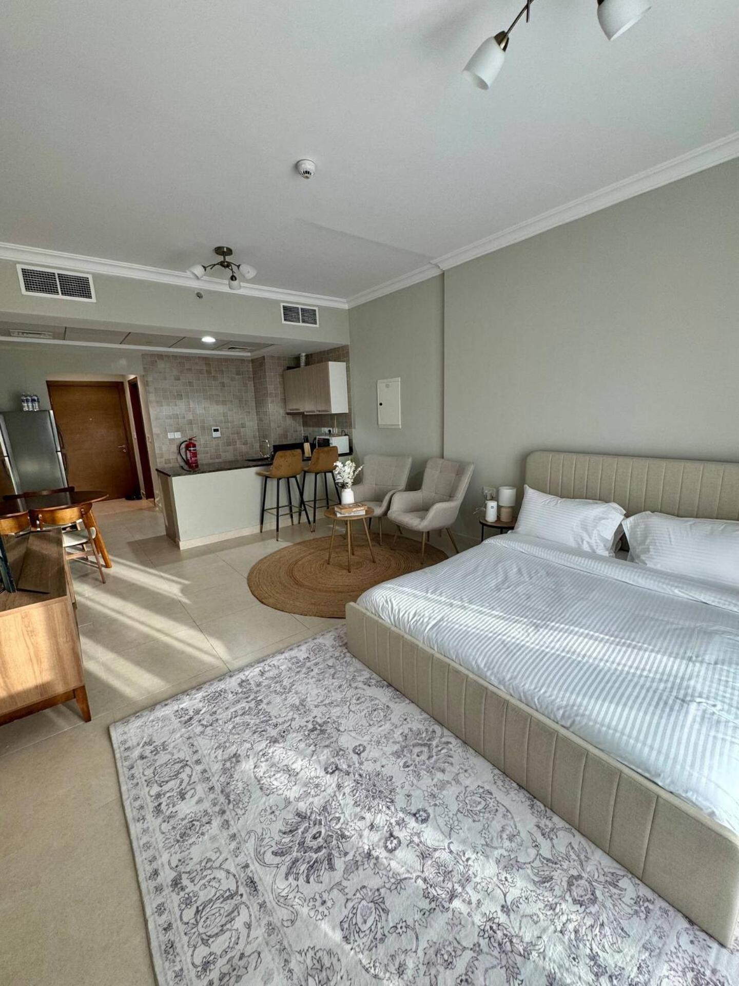Yas Island Golf Escape Apartment Abu Dhabi
